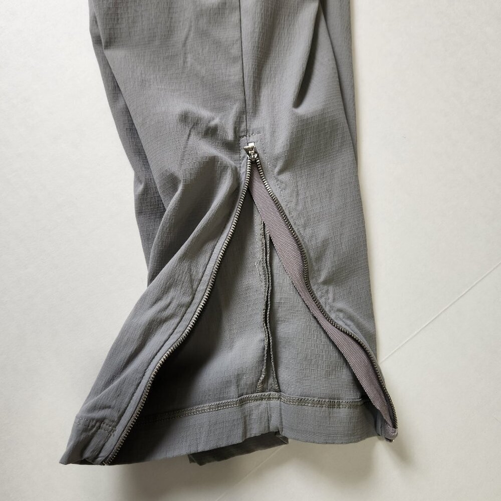 Athleta Mod Trekkie Crop Pant 2 Gray Pull On Ankle Zip Stretch Urban Athleisure - Picture 4 of 12